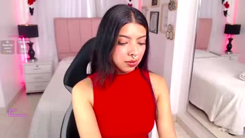 Snapshot of maia_reficco chatting on July 14, 4:34 pm Maia Reficco online show from July 14, 4:34 pm