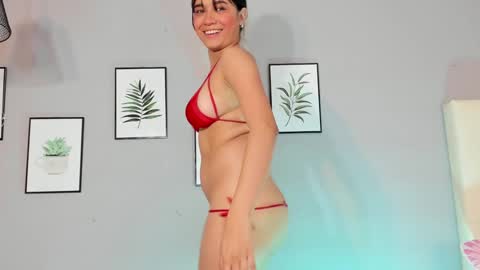 Maia online show from January 9, 9:47 pm