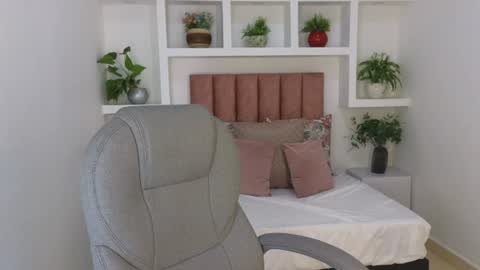 Snapshot of maiaa_ruiz chatting on June 11, 1:42 pm Maiaa Ruiz online show from June 11, 1:42 pm