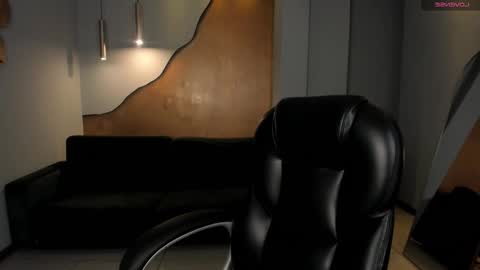 Snapshot of maiacollins chatting on October 27, 6:12 pm Maia online show from October 27, 6:12 pm