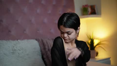 Snapshot of maiamini chatting on October 11, 11:03 pm Maia online show from October 11, 11:03 pm