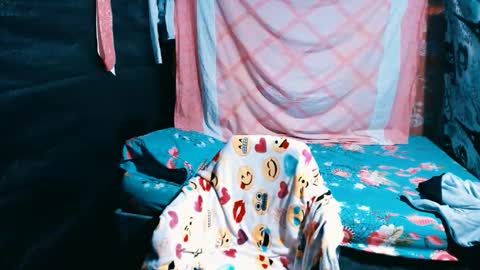 Snapshot of maicol_gomez chatting on March 20, 11:37 am maicol online show from March 20, 11:37 am