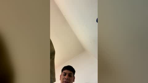 maicolzarate19 online show from April 29, 5:52 pm