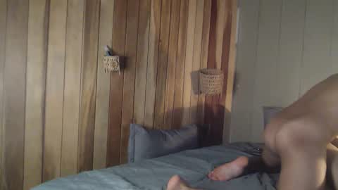 Snapshot of maicom222 chatting on November 15, 7:43 pm SILVA online show from November 15, 7:43 pm