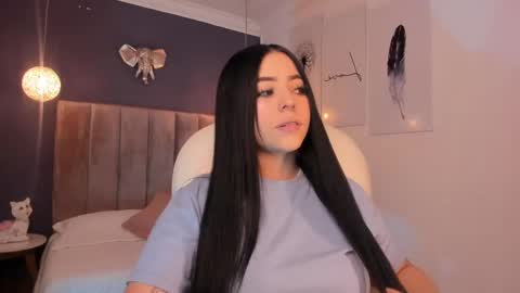 Snapshot of maiiitee_ chatting on January 18, 12:47 pm  Mait  online show from January 18, 12:47 pm