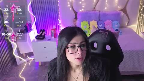 maiily_tay online show from January 8, 11:56 am