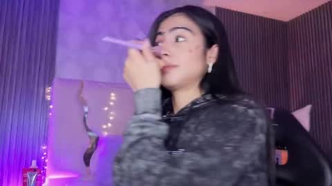 maiily_tay online show from January 14, 11:49 am