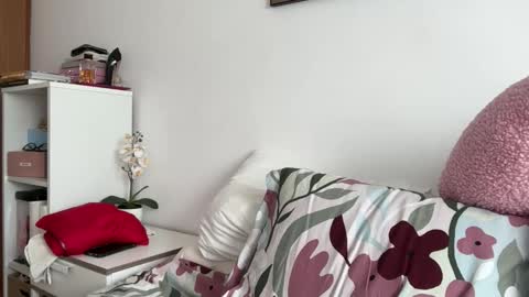 Snapshot of maikel61 chatting on March 27, 12:05 pm Maikel61 online show from March 27, 12:05 pm