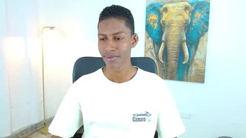 Snapshot of maiki18 chatting on October 16, 8:54 pm I am Maik online show from October 16, 8:54 pm