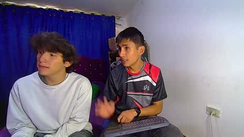 Snapshot of maikinol chatting on November 25, 5:35 pm maik Fabin online show from November 25, 5:35 pm