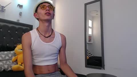 Snapshot of maiky_cooper chatting on March 6, 4:41 am Maiky Cooper online show from March 6, 4:41 am