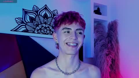 Snapshot of maiky_cooper chatting on November 6, 9:05 pm Maiky Cooper online show from November 6, 9:05 pm