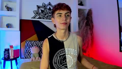 Snapshot of maiky_cooper chatting on November 15, 8:38 pm Maiky Cooper online show from November 15, 8:38 pm