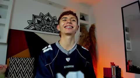 Snapshot of maiky_cooper chatting on November 25, 8:20 pm Maiky Cooper online show from November 25, 8:20 pm