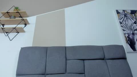 Snapshot of mailin18 chatting on December 10, 7:16 am Mailin online show from December 10, 7:16 am