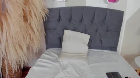 Snapshot of mailin18 chatting on January 9, 11:56 pm Mailin online show from January 9, 11:56 pm