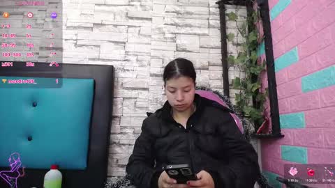Snapshot of maily_can chatting on December 22, 12:24 pm MAILY CAN online show from December 22, 12:24 pm