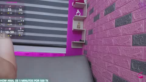 Snapshot of maily_can chatting on February 4, 7:31 pm MAILY CAN online show from February 4, 7:31 pm