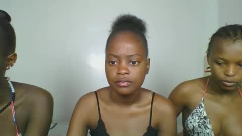 maira luv1 online show from January 17, 8:30 am