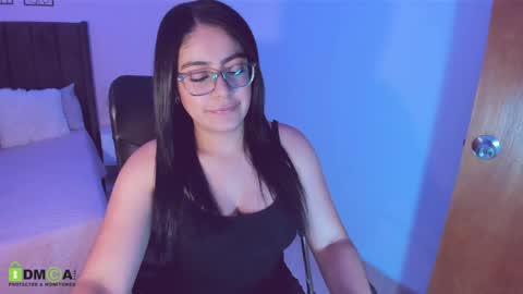 Maite online show from May 12, 9:56 pm
