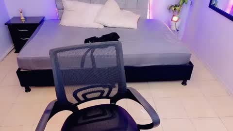 Snapshot of maite_stone1 chatting on November 21, 4:11 am MAITE STONE1 online show from November 21, 4:11 am