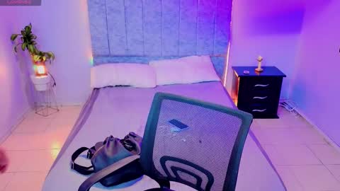 Snapshot of maite_stone1 chatting on November 25, 3:28 am MAITE STONE1 online show from November 25, 3:28 am