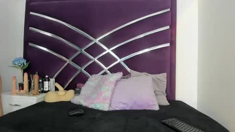 maite online show from September 22, 9:39 pm