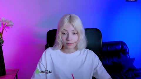 Snapshot of maja_beautiful chatting on June 16, 6:54 pm your dream online show from June 16, 6:54 pm