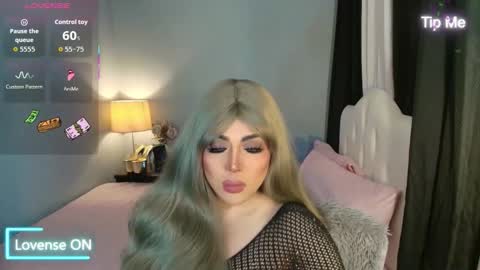 majestydannaxx online show from December 14, 3:56 am