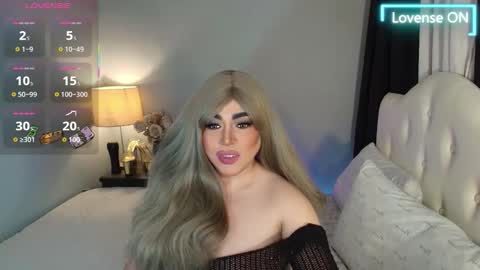 majestydannaxx online show from March 10, 3:44 am