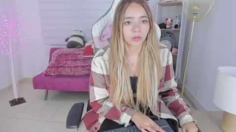 Majo online show from December 30, 10:34 pm