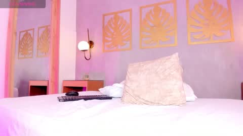 MAJO ROSE  online show from March 14, 7:36 am