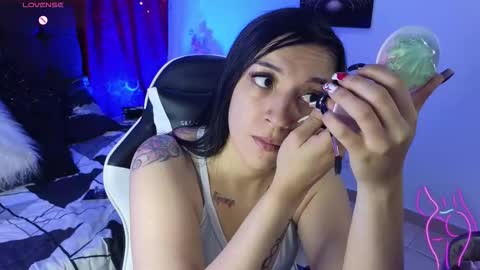 Snapshot of majuu__ chatting on November 20, 12:16 pm Celeste Bonet online show from November 20, 12:16 pm