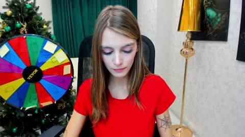 Snapshot of make_love_1 chatting on December 25, 6:20 am Chloe online show from December 25, 6:20 am