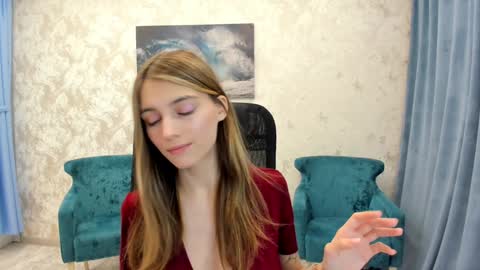 Snapshot of make_love_1 chatting on January 31, 3:41 am Chloe online show from January 31, 3:41 am