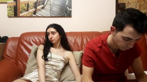 Snapshot of make_me_feel chatting on January 10, 8:48 pm Lena Ian online show from January 10, 8:48 pm