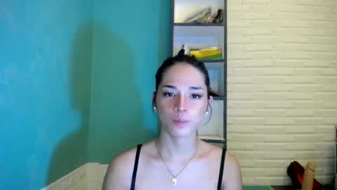 Snapshot of makememoan4uxoxo chatting on July 5, 12:39 am makememoan4uxoxo online show from July 5, 12:39 am
