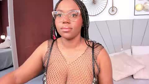 makena online show from February 20, 3:58 am