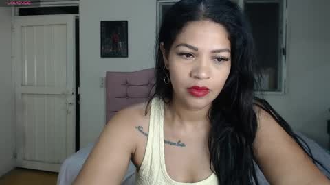 Snapshot of makennaa_1 chatting on May 12, 10:01 am MAKENNAA online show from May 12, 10:01 am