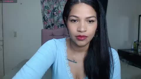 Snapshot of makennaa_1 chatting on June 22, 10:34 am MAKENNAA online show from June 22, 10:34 am