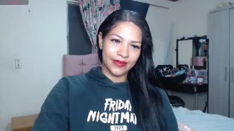 Snapshot of makennaa_1 chatting on July 20, 10:39 am MAKENNAA online show from July 20, 10:39 am