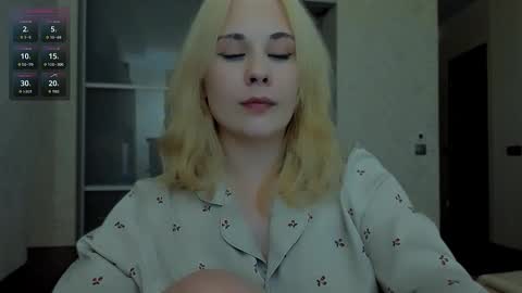 Kate online show from March 14, 4:01 pm