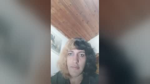 Snapshot of makimorningstar chatting on March 12, 6:41 am makimorningstar online show from March 12, 6:41 am