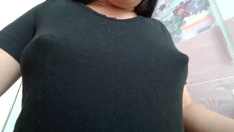 Snapshot of makulato chatting on July 15, 1:27 pm Maya online show from July 15, 1:27 pm