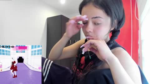 Snapshot of mal_norma chatting on December 12, 6:10 pm Mal Norma online show from December 12, 6:10 pm