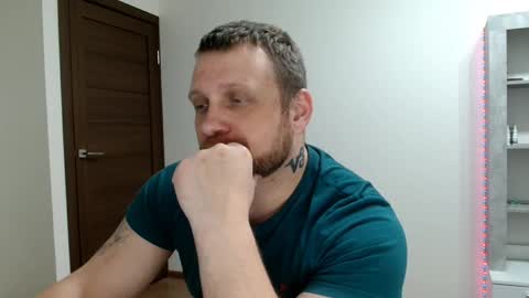 Snapshot of malchyshka chatting on March 20, 10:25 pm malchyshka online show from March 20, 10:25 pm