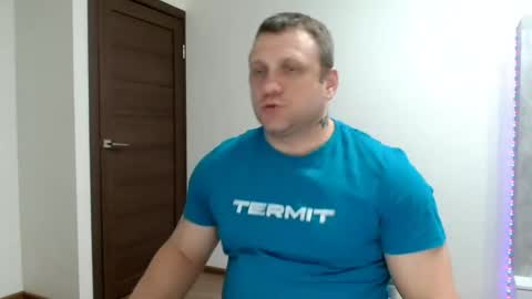 Snapshot of malchyshka chatting on March 23, 4:00 pm malchyshka online show from March 23, 4:00 pm
