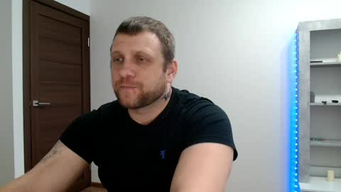 Snapshot of malchyshka chatting on April 3, 1:20 pm malchyshka online show from April 3, 1:20 pm