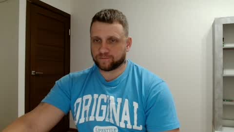 Snapshot of malchyshka chatting on April 13, 5:40 pm malchyshka online show from April 13, 5:40 pm