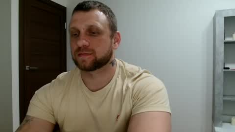 Snapshot of malchyshka chatting on May 28, 8:17 pm malchyshka online show from May 28, 8:17 pm